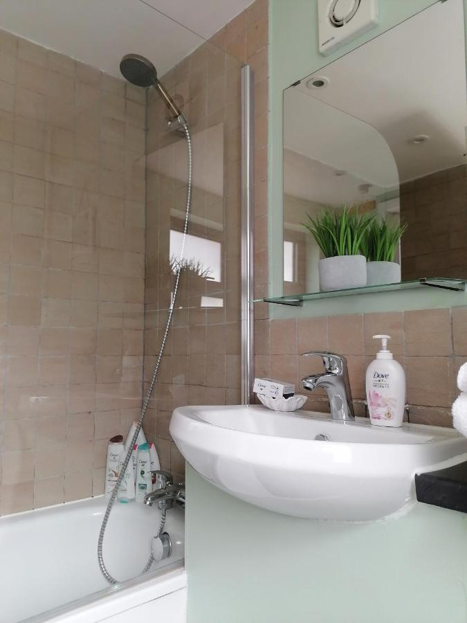 Tynant House- Modern 3 Bed House- City Centre And Free Parking Cardiff Dış mekan fotoğraf
